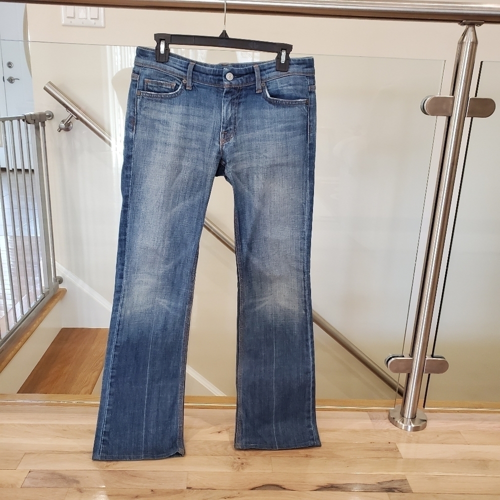 7 For All Mankind FLYNT women's jeans. Size 28